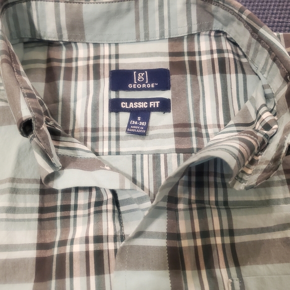 Button down shirt - Picture 2 of 2